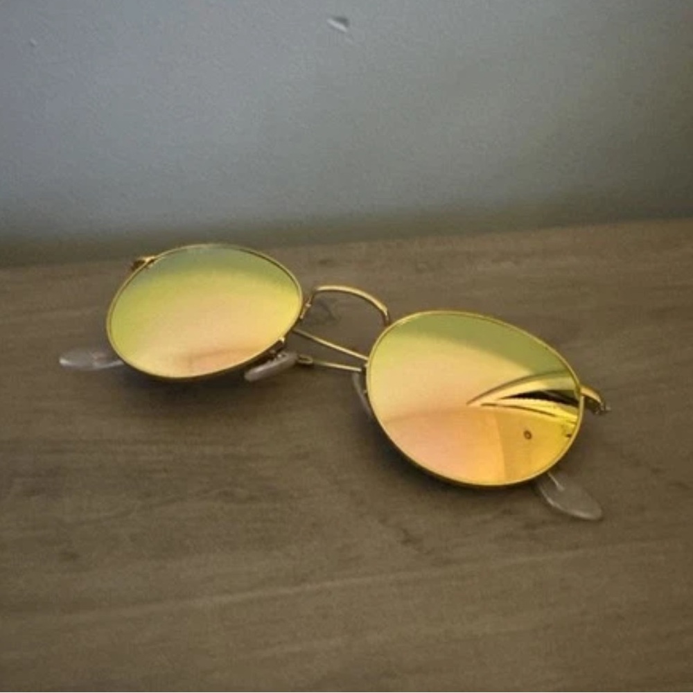 Ray Ban Round Gold Frame Sunglasses with Yellow-Pink Mirrored Lenses